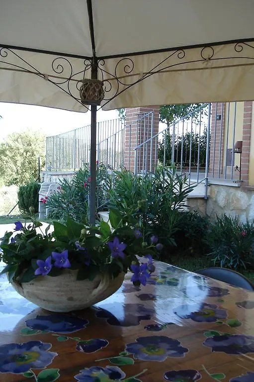 Casa La Pineta Villa Pievescola Holiday home